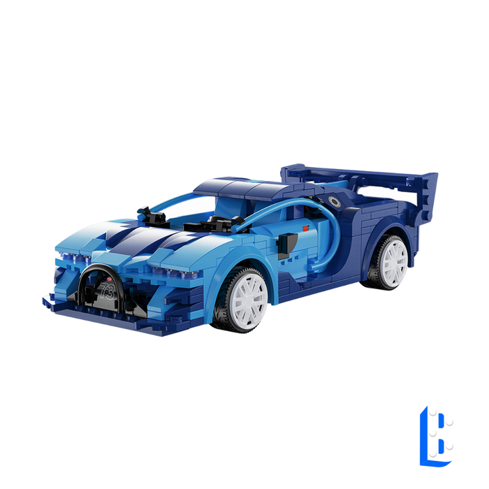 La voiture de course bleue RC échelle 1:20